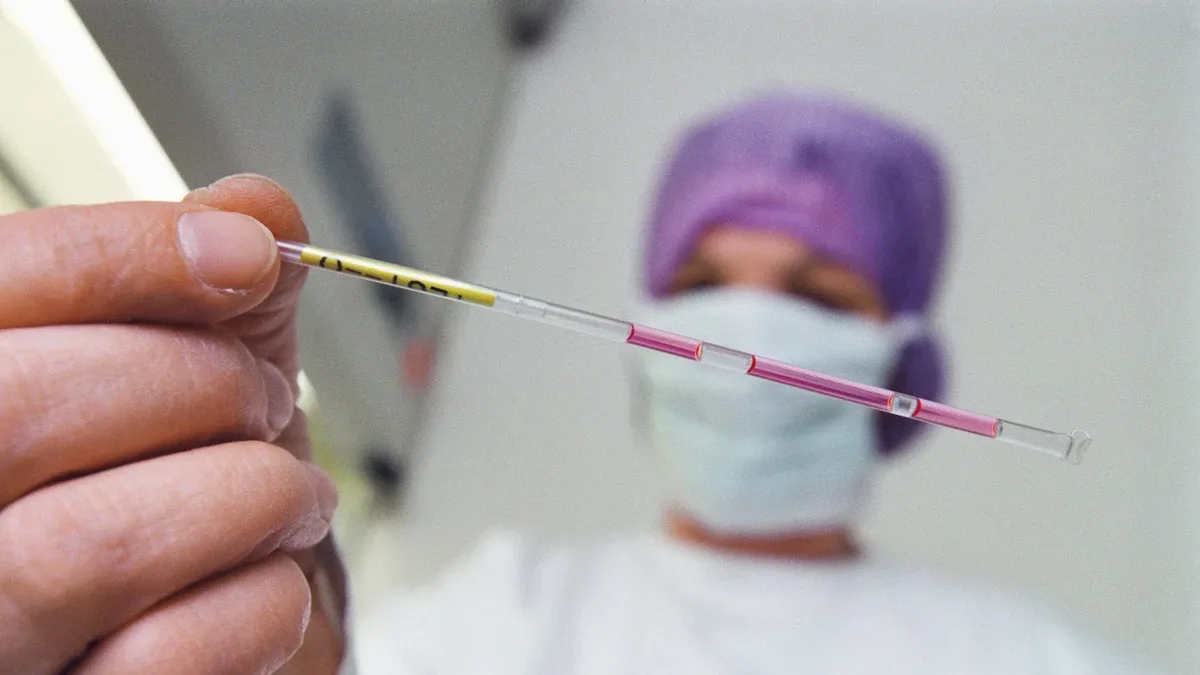 Baby-Wunsch im Billig-Tarif: Warum US-Paare für IVF nach Europa fliegen