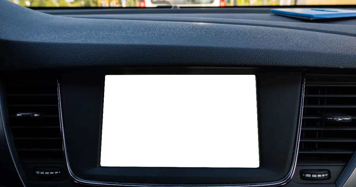Gefahr aus dem Cockpit: Wie Malware Android-Infotainmentsysteme infiziert