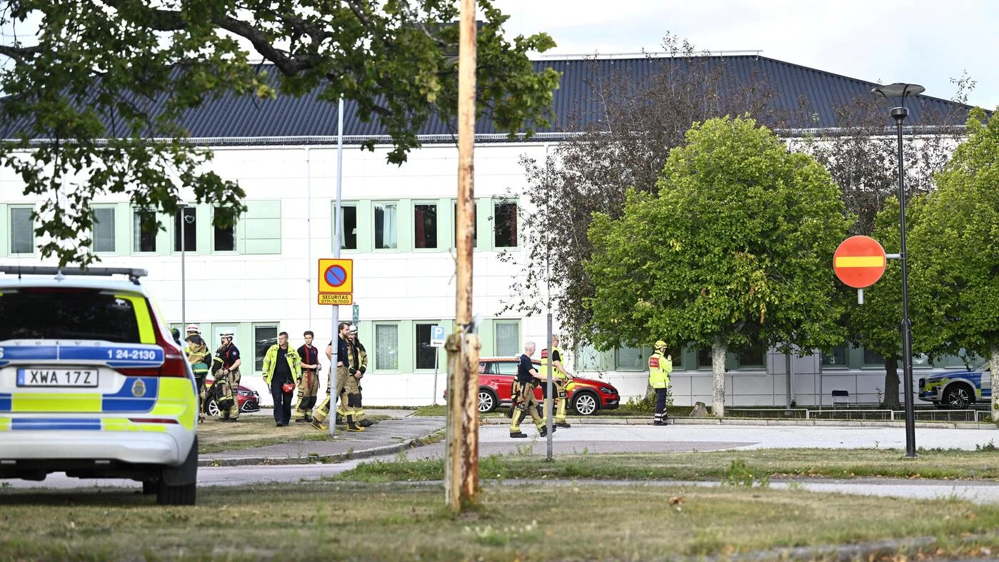 Schwert-Attacke an schwedischer Schule: Ermittlungen deuten auf rechtsextremes Motiv