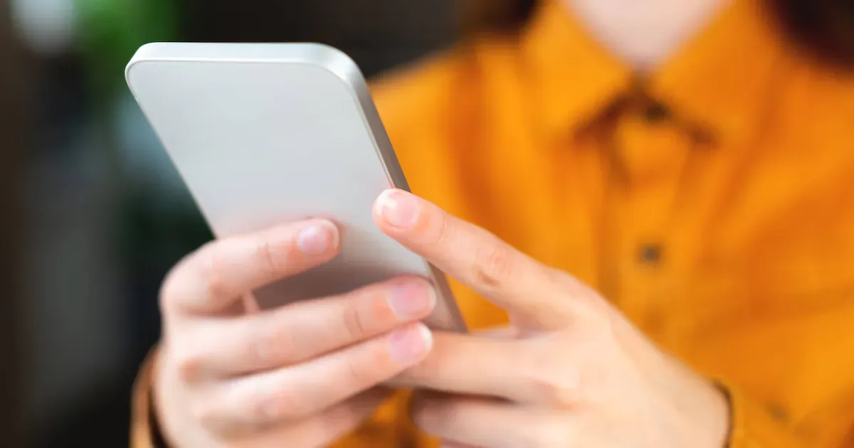 Vorsicht am Handy: Ihr Smartphone überträgt Gespräche schon vor dem Abheben