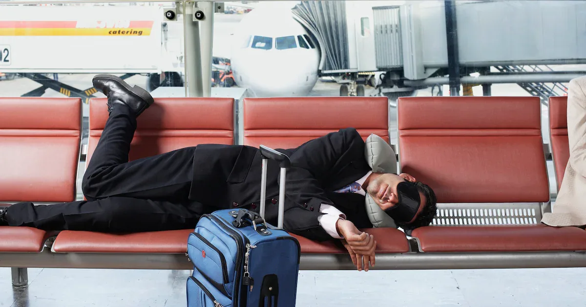 Warum Ihr Körper am Zielort nicht mitkommt: Die Wissenschaft hinter dem Jetlag