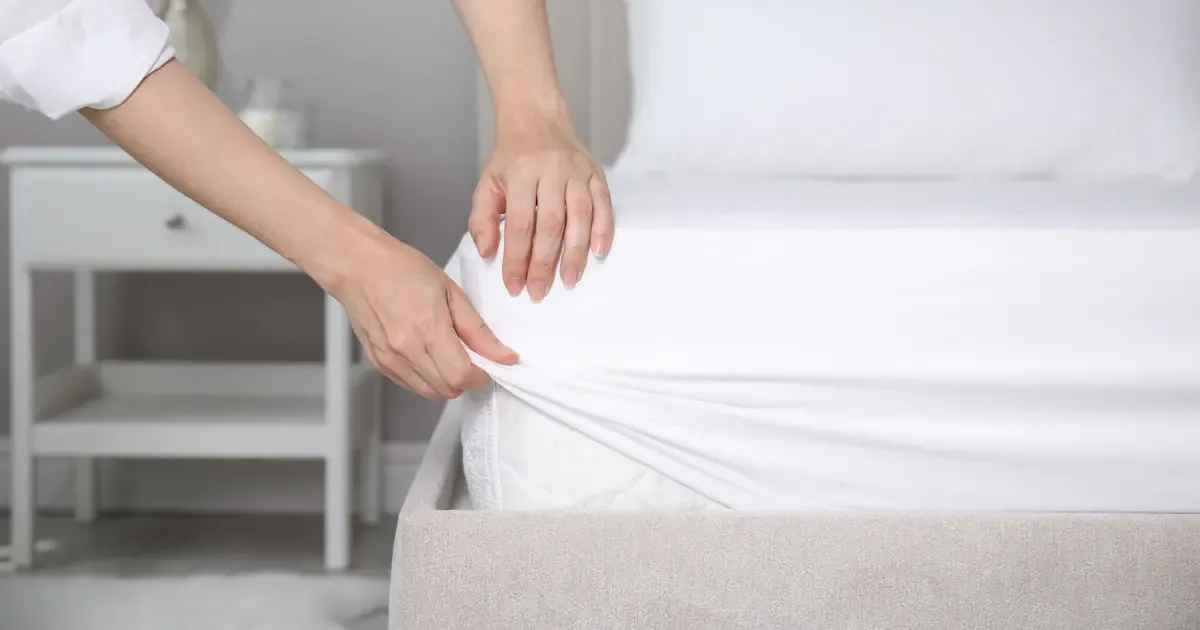 Why Cleveland Clinic Experts Say You Must Wash Your Bed Sheets Every Single Week